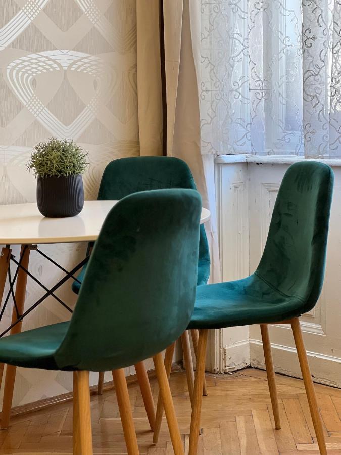 N38 Apartments By Small Home Будапеща Екстериор снимка