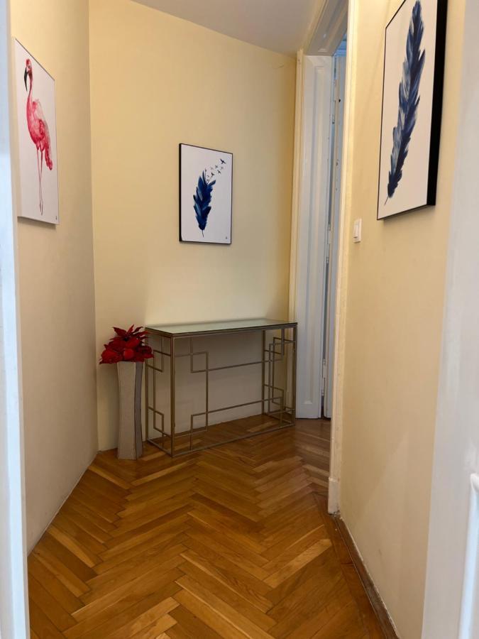 N38 Apartments By Small Home Будапеща Екстериор снимка