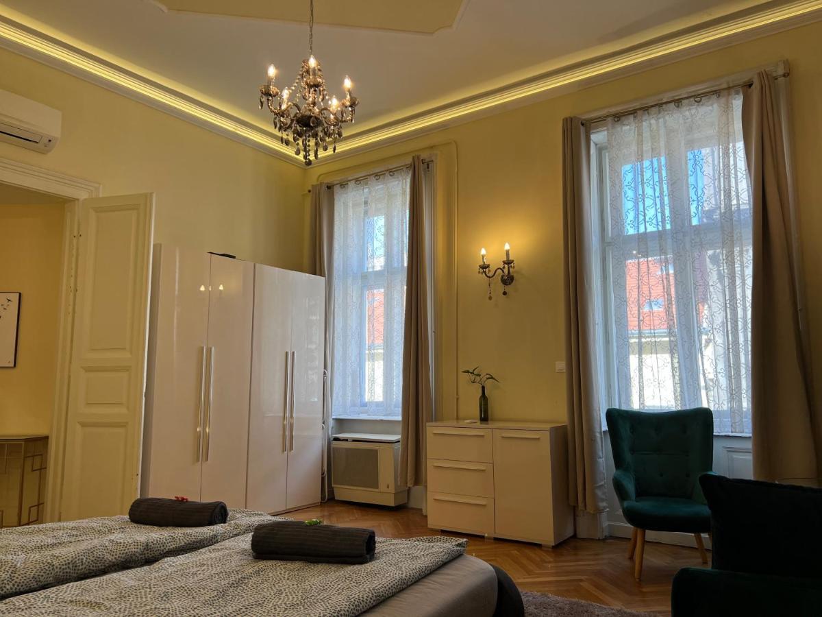 N38 Apartments By Small Home Будапеща Екстериор снимка